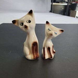 Vintage Siamese Cats Salt and Pepper Shakers Porcelain MCM Decorative